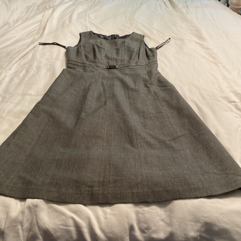 Tahari Arthur Levine Essentials Dress Size 6